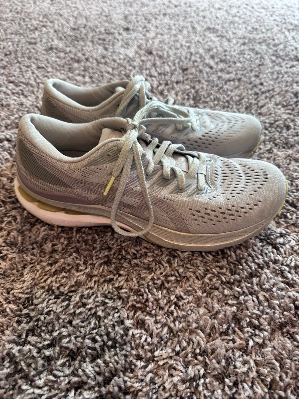 Asics Gel-Kayano 28 Women's Running Shoes Gray Lavendar FF Blast Size 8.5